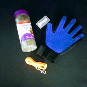 New Cat Bundle of Advantage Flea Prevention, Catnip, Shedding Glove & Leash